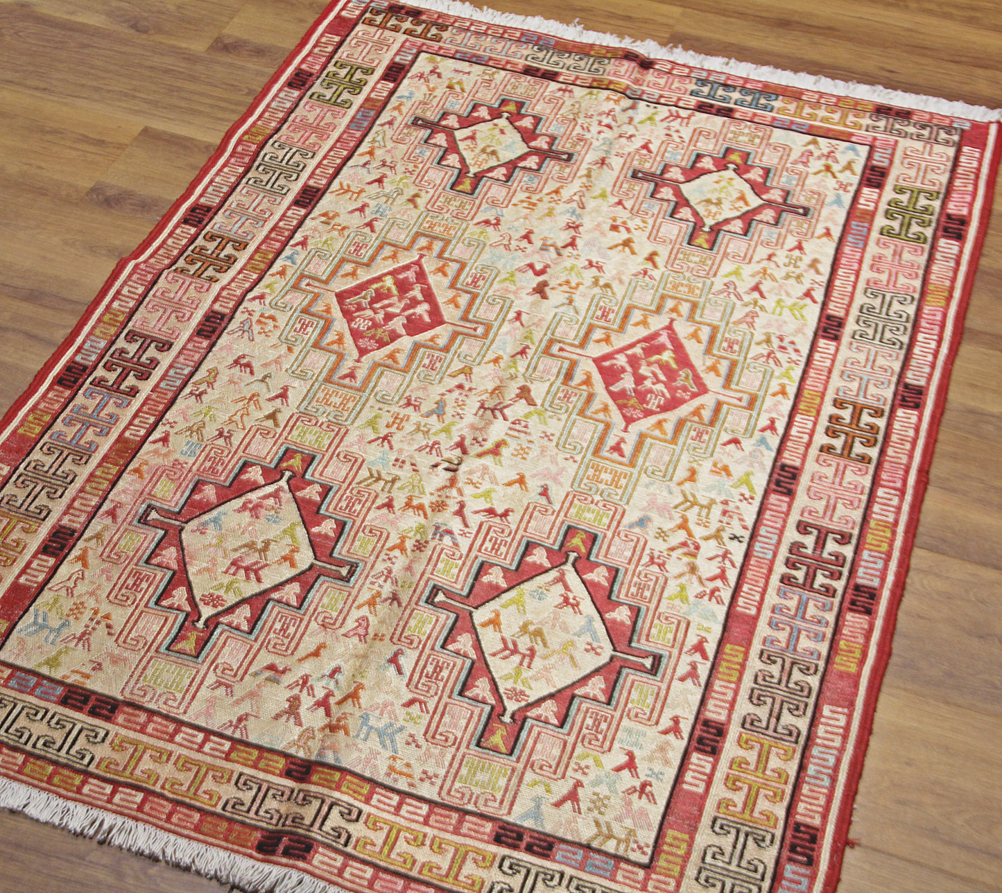 Amara Soumak Carpet