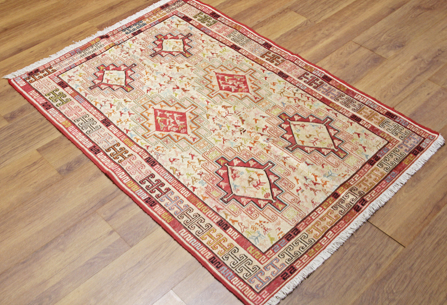 Amara Soumak Carpet