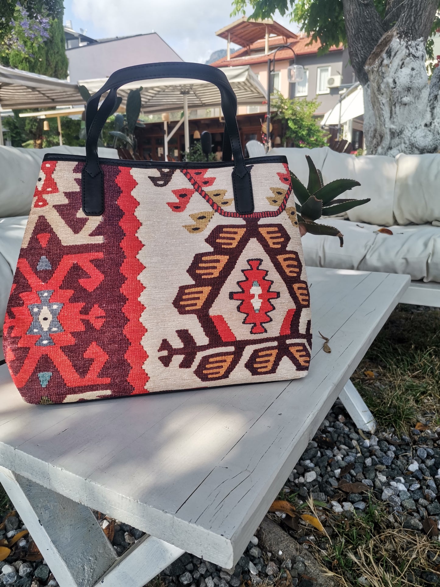 Lari Bag