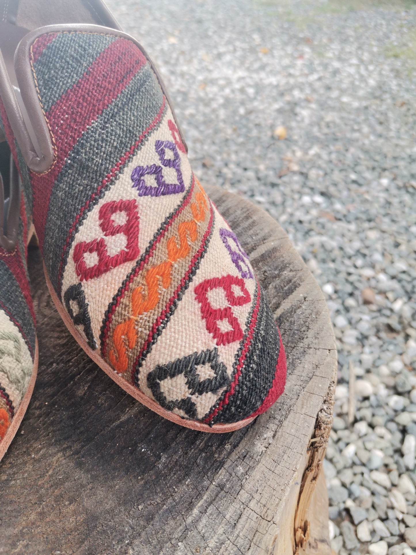Delsie Carpet Shoes
