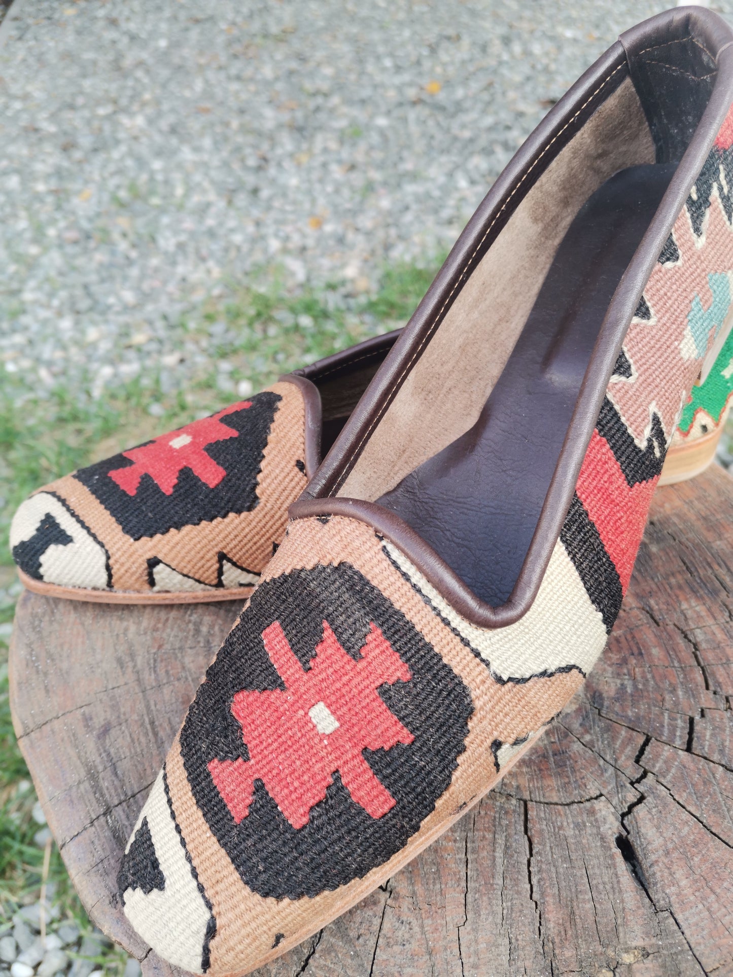 Gala Carpet Shoes