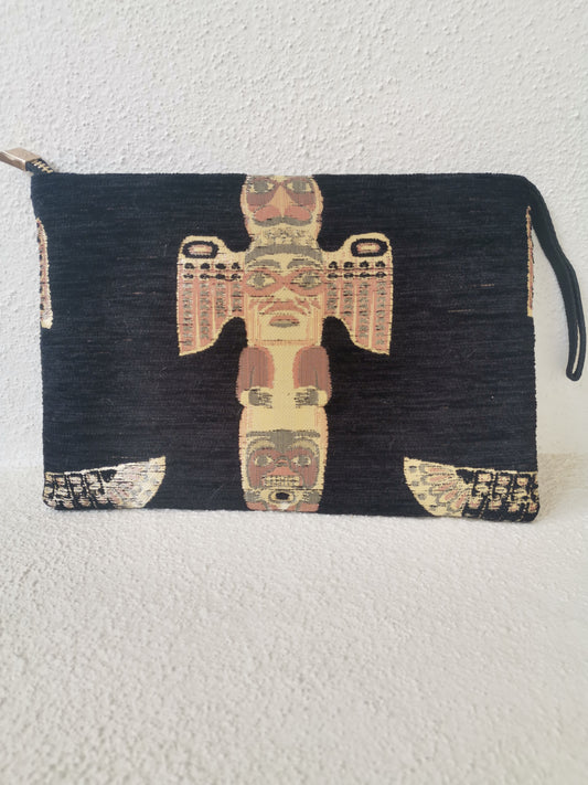 Taya Clutch Bag